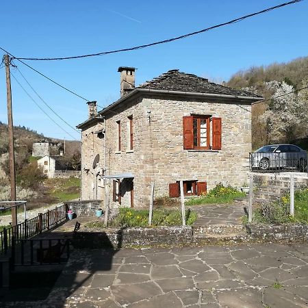 Affittacamere Amanitis Stone House Kipoi Esterno foto